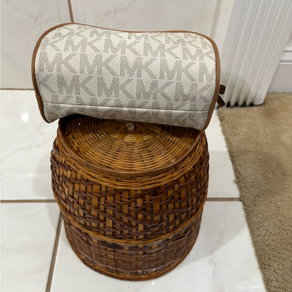 Michael Kors Beige and Brown Logo Cosmetic Case - Picture 3 of 9